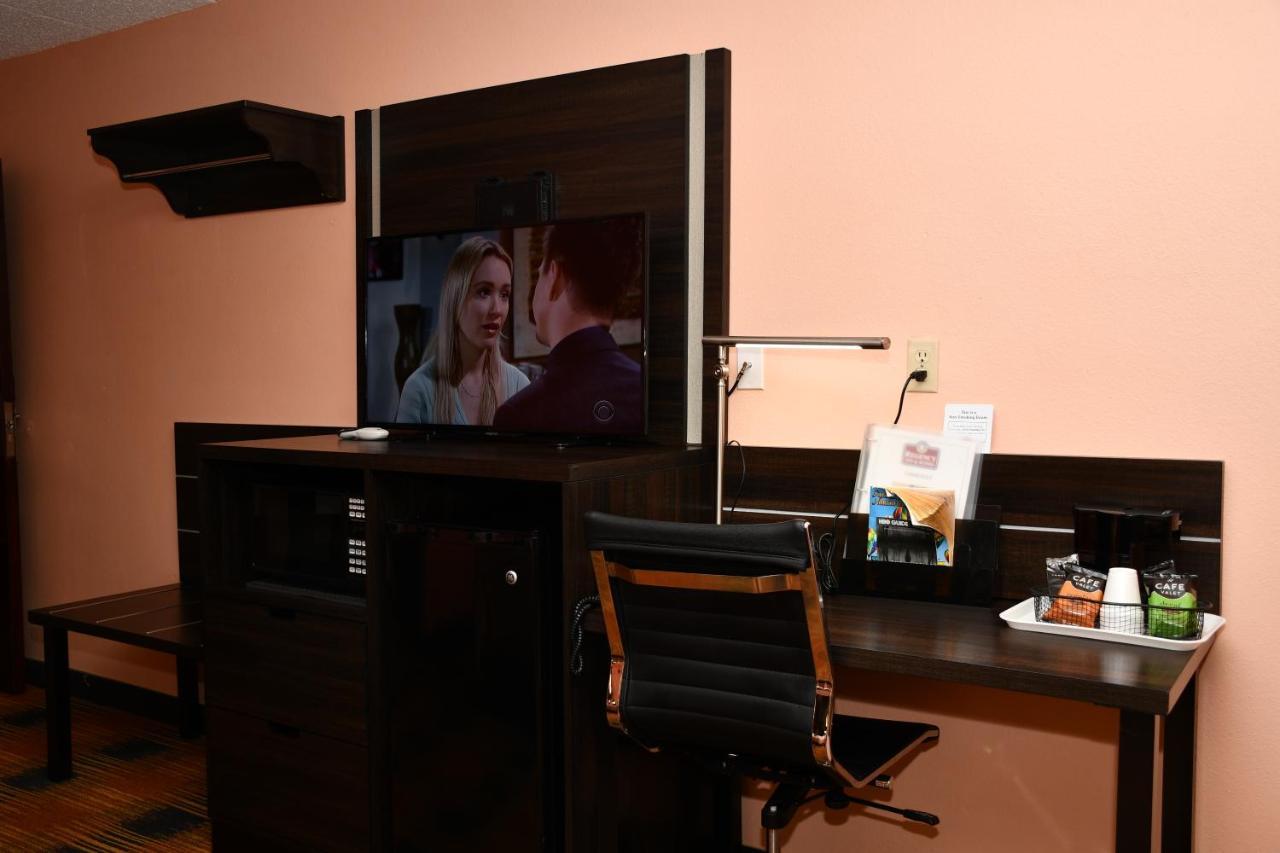 Regency Inn & Suites Faribault المظهر الخارجي الصورة